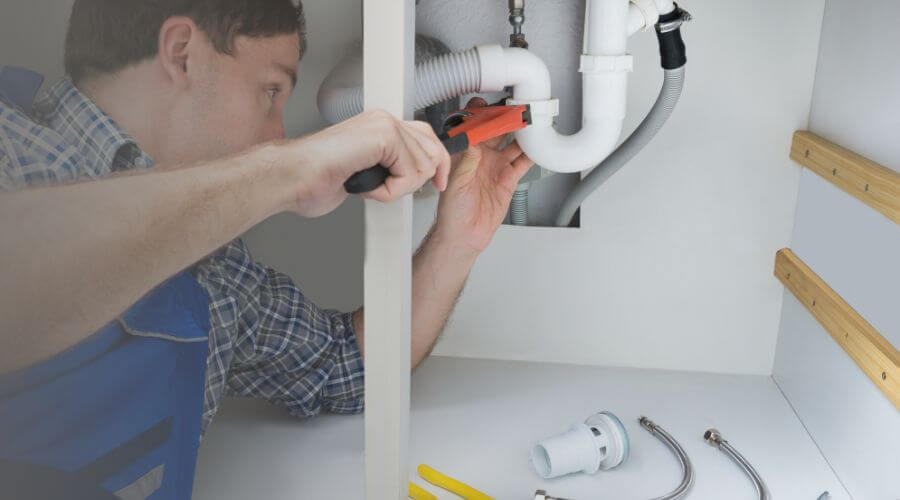 Expert burst pipe repair services in Sheridan, MI